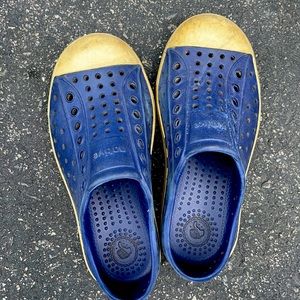 native kid water shoe